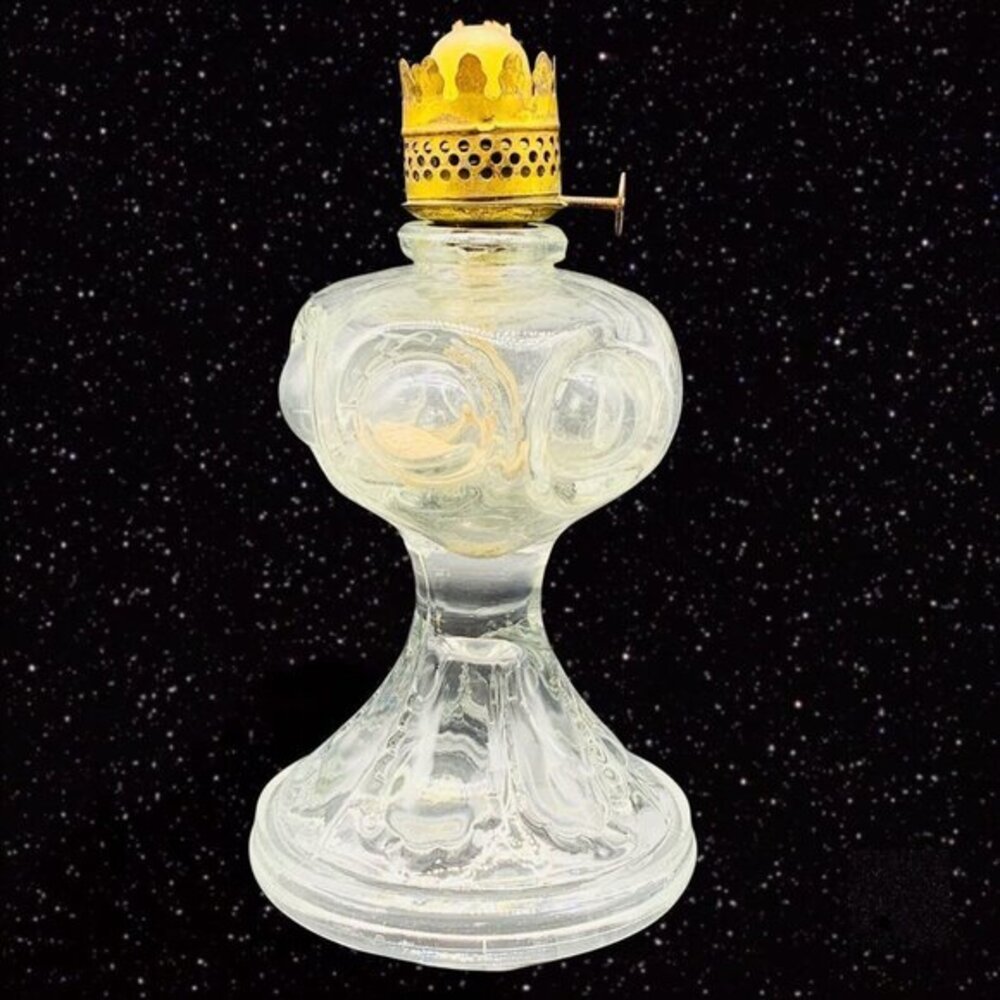 Vintage Art‎ Glass Bulls Eye Clear Oil Lamp 7”T 3.5”W